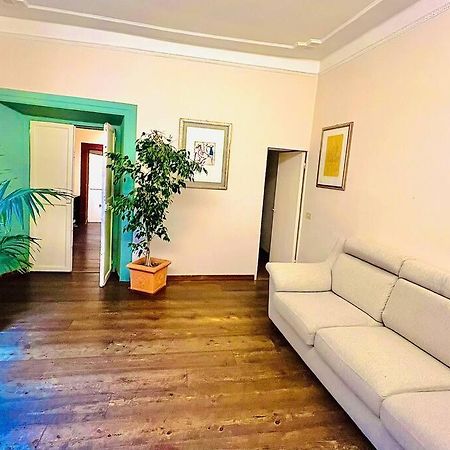 La Fornarina Apartment Rome Bagian luar foto