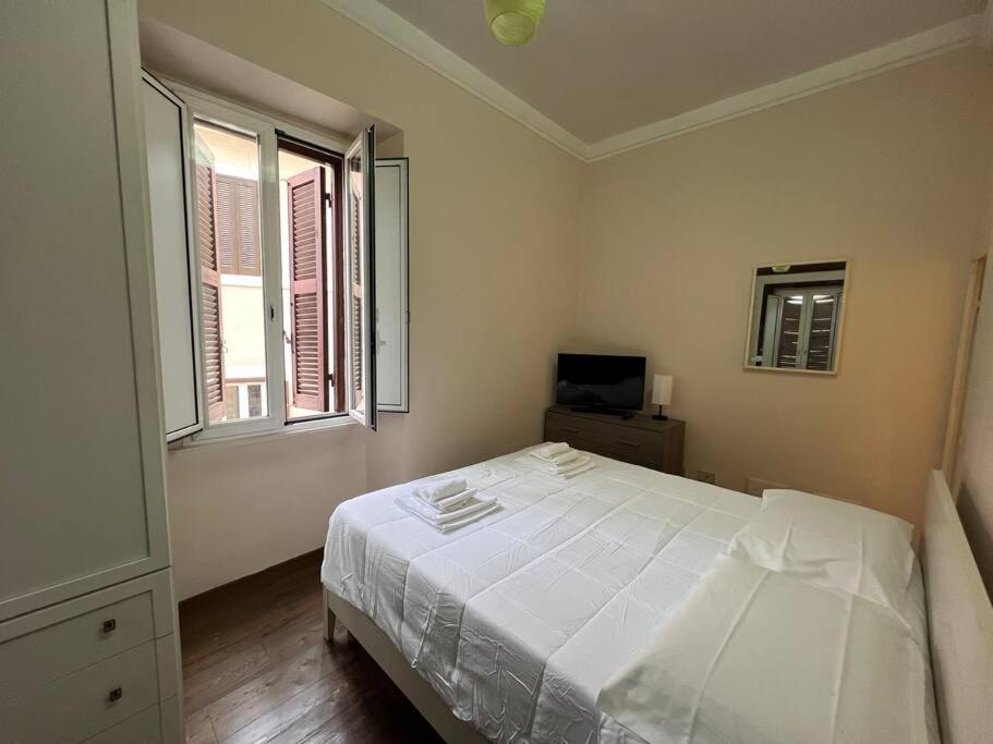 La Fornarina Apartment Rome Bagian luar foto